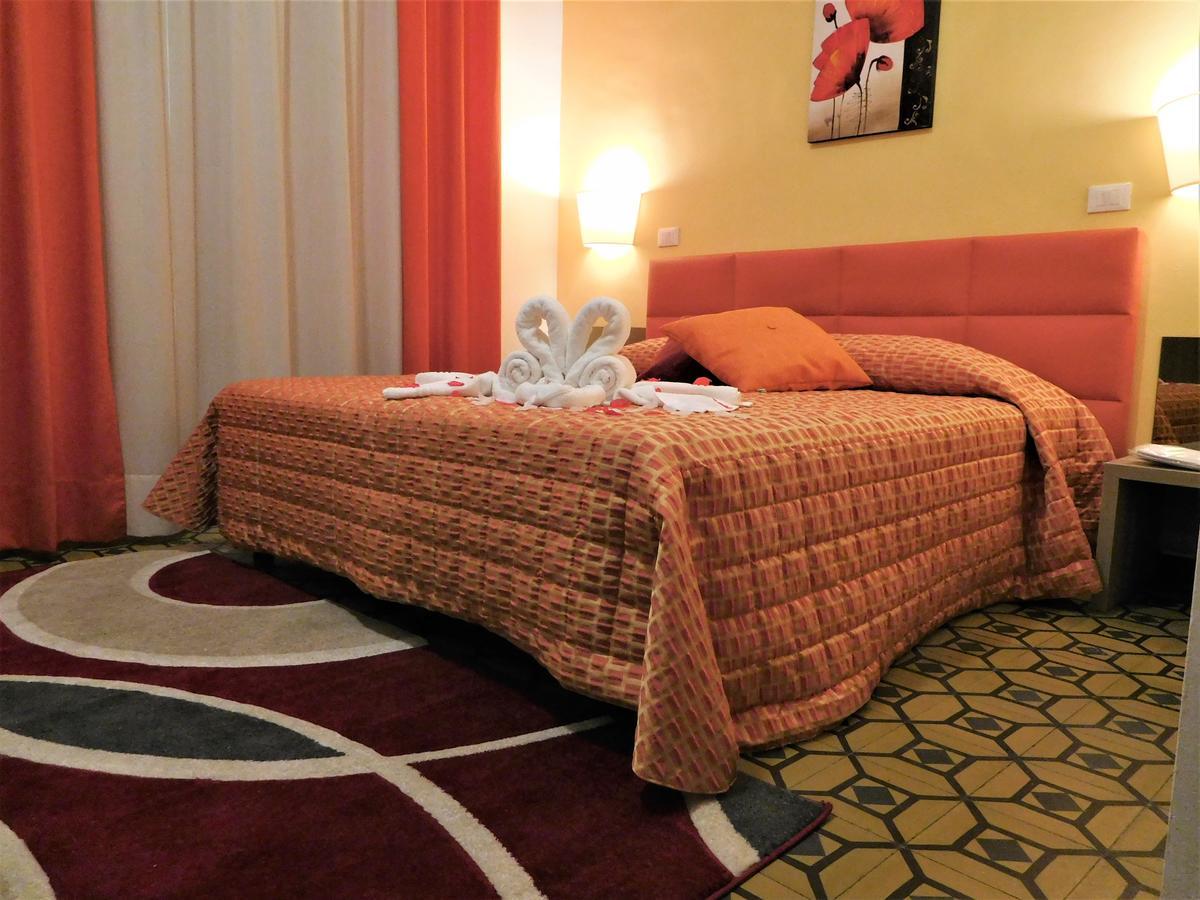 Moonlight Hotel&Suites カターニア エクステリア 写真