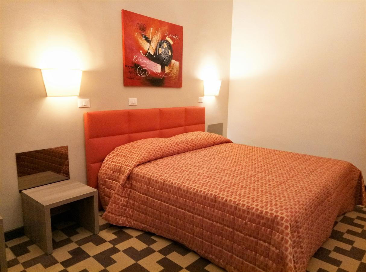 Moonlight Hotel&Suites カターニア エクステリア 写真